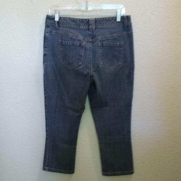 Petite Jeans - Picture 4 of 6